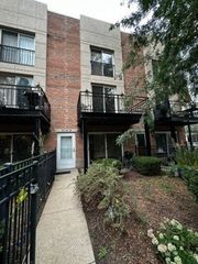 1826 S Michigan Avenue B, Chicago, IL 60616