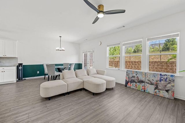 922 Edwin Lane, Sugar Hill, GA 30518