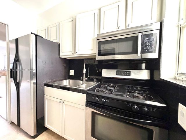 1239 Marseille Drive 2, Miami Beach, FL 33141