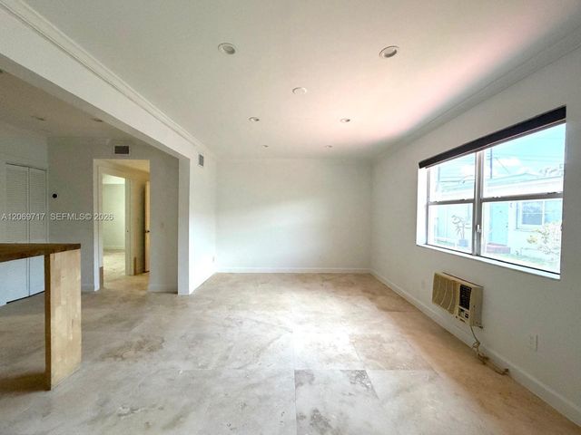 1239 Marseille Drive 2, Miami Beach, FL 33141