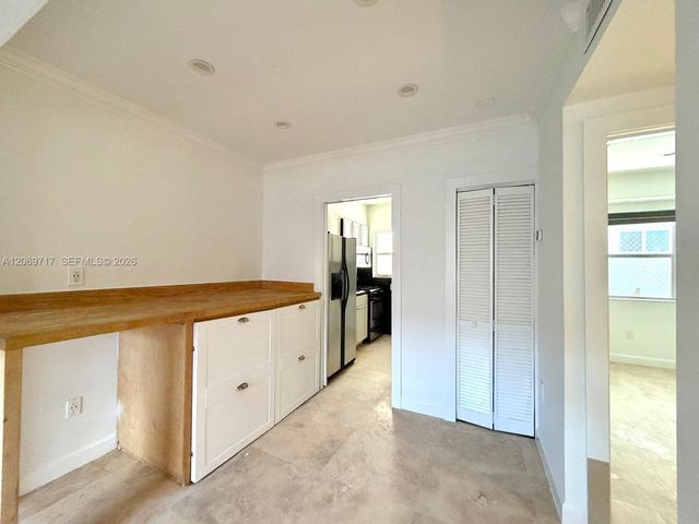 1239 Marseille Drive 2, Miami Beach, FL 33141