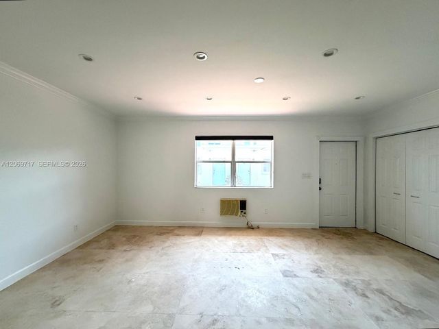 1239 Marseille Drive 2, Miami Beach, FL 33141