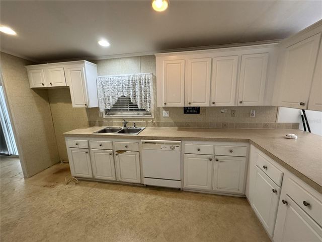 216 COMO DRIVE, Venice, FL 34285