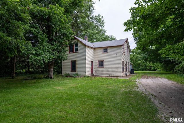 5418 CHAPEL HILL Road, Davenport, IA 52802