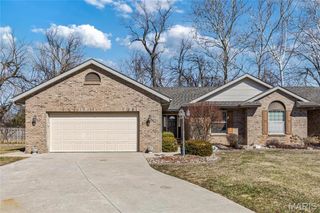 3216 E Leverett Court, Alton, IL 62002