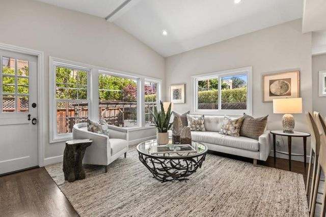 1120 Dufferin Avenue, Burlingame, CA 94010