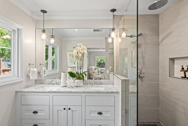 1120 Dufferin Avenue, Burlingame, CA 94010