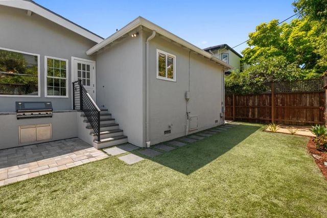 1120 Dufferin Avenue, Burlingame, CA 94010