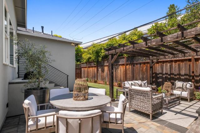 1120 Dufferin Avenue, Burlingame, CA 94010