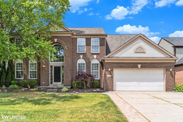 34681 Giannetti Drive, Sterling Heights, MI 48312