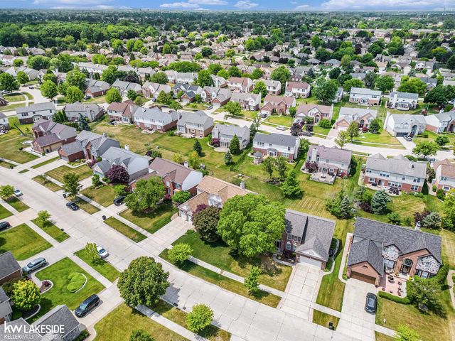 34681 Giannetti Drive, Sterling Heights, MI 48312
