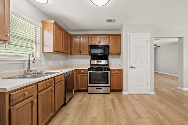 1429 Davis Mountain LOOP, Cedar Park, TX 78613
