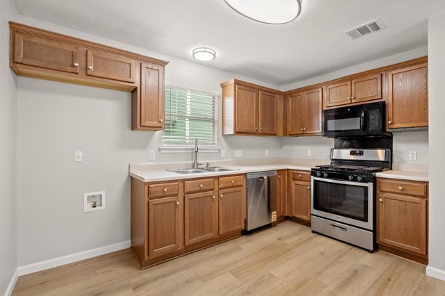 1429 Davis Mountain LOOP, Cedar Park, TX 78613
