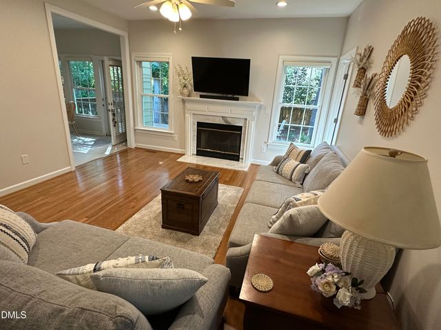 8909 Breeland Way, Raleigh, NC 27613