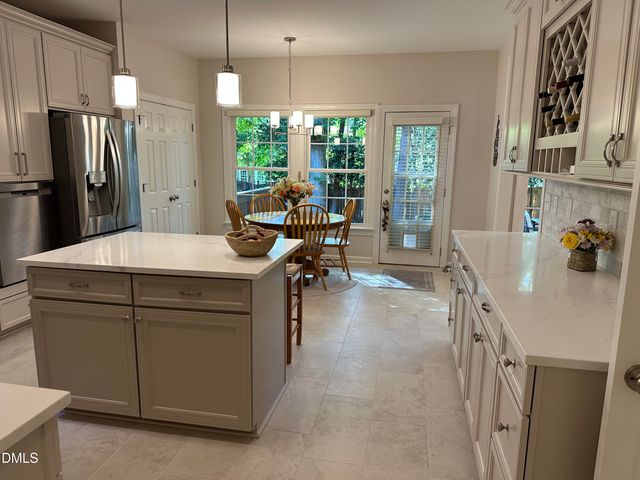 8909 Breeland Way, Raleigh, NC 27613
