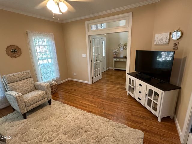 8909 Breeland Way, Raleigh, NC 27613