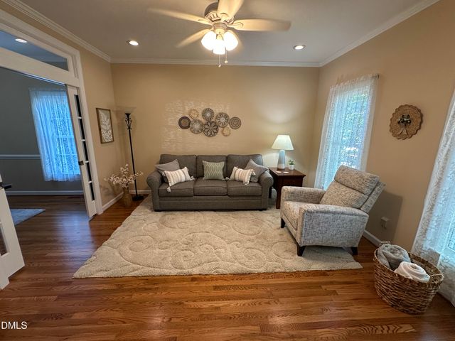 8909 Breeland Way, Raleigh, NC 27613