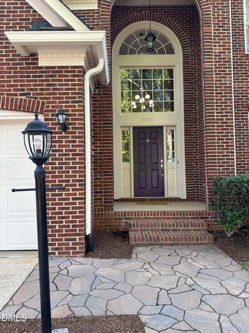 8909 Breeland Way, Raleigh, NC 27613