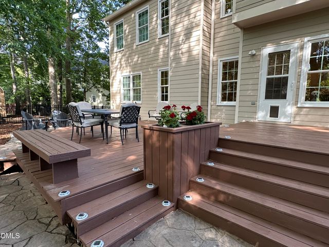 8909 Breeland Way, Raleigh, NC 27613