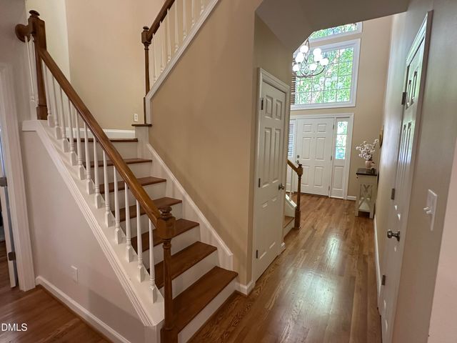 8909 Breeland Way, Raleigh, NC 27613