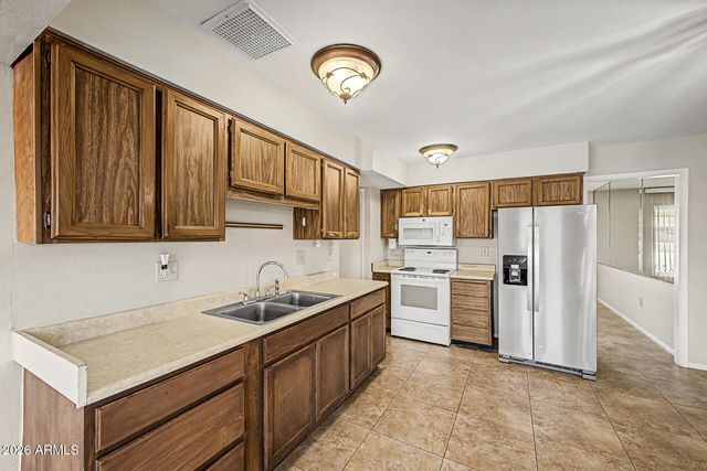 17602 N FOOTHILLS Drive, Sun City, AZ 85373