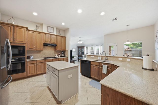 11602 Columbia Pines Lane, Cypress, TX 77433