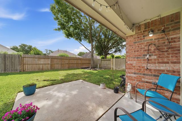 11602 Columbia Pines Lane, Cypress, TX 77433