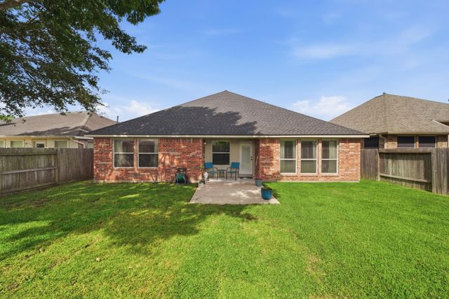 11602 Columbia Pines Lane, Cypress, TX 77433