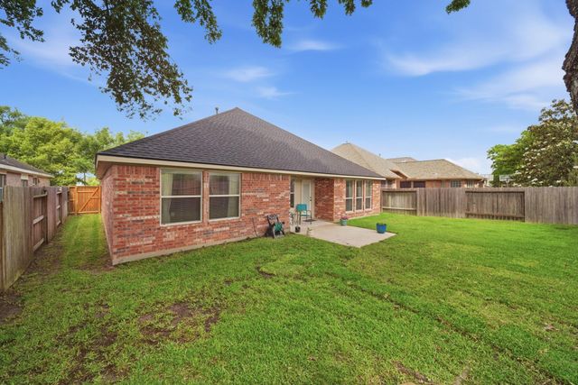 11602 Columbia Pines Lane, Cypress, TX 77433