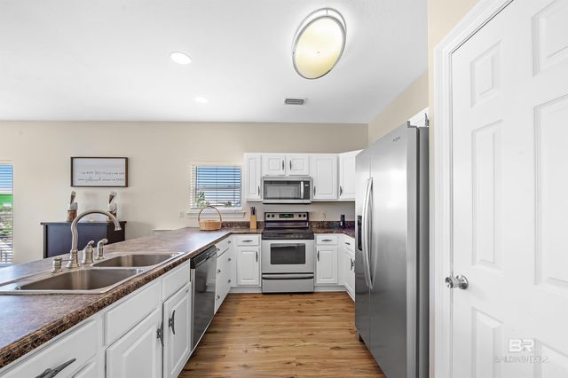 737 Morgantown Boulevard, Gulf Shores, AL 36542