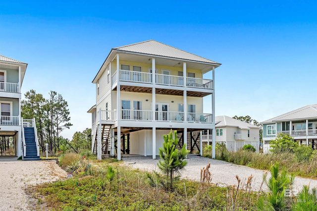 737 Morgantown Boulevard, Gulf Shores, AL 36542