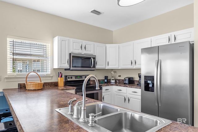 737 Morgantown Boulevard, Gulf Shores, AL 36542