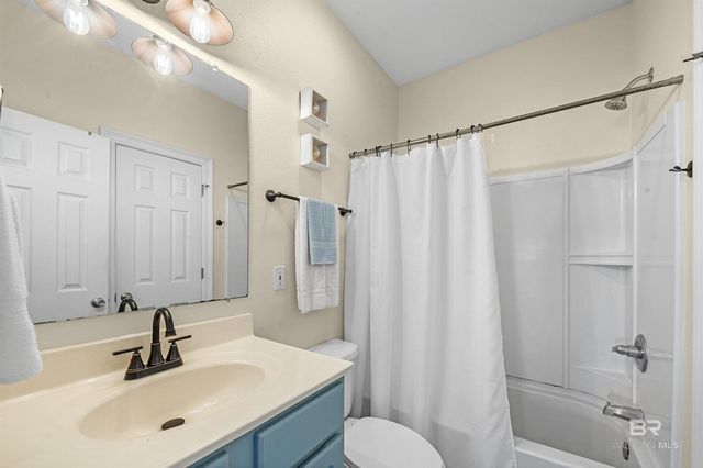 737 Morgantown Boulevard, Gulf Shores, AL 36542