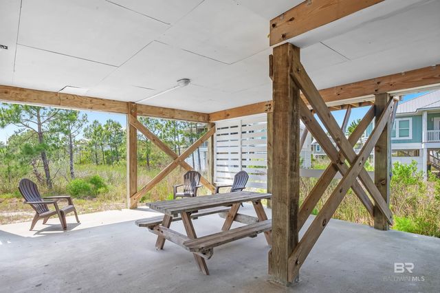 737 Morgantown Boulevard, Gulf Shores, AL 36542