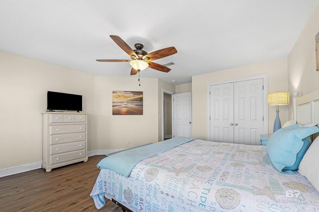 737 Morgantown Boulevard, Gulf Shores, AL 36542