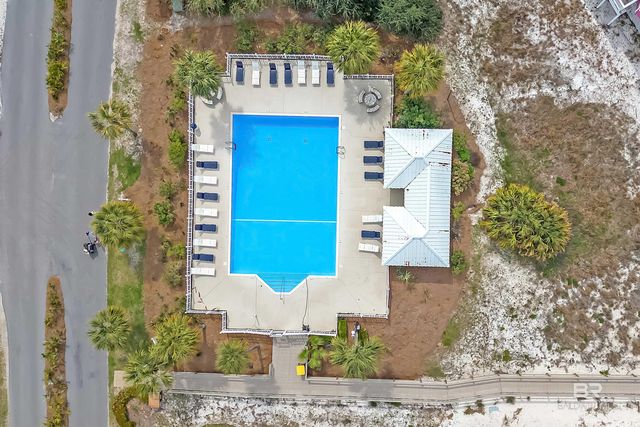 737 Morgantown Boulevard, Gulf Shores, AL 36542