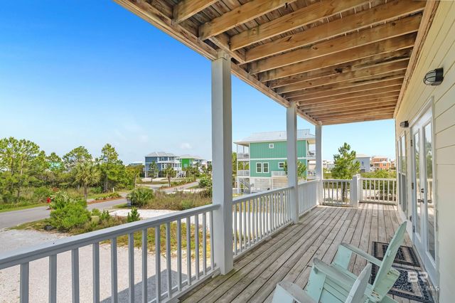 737 Morgantown Boulevard, Gulf Shores, AL 36542