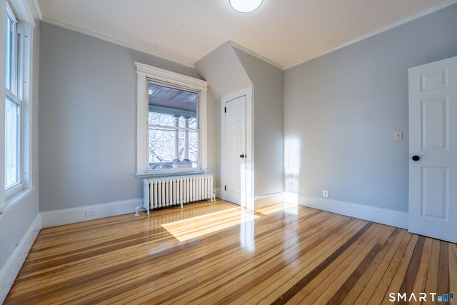 94 Fairfield Avenue 2nd Floor, Hartford, CT 06114