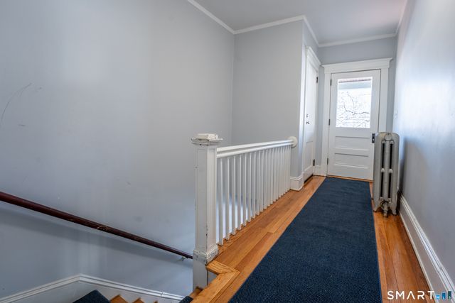 94 Fairfield Avenue 2nd Floor, Hartford, CT 06114