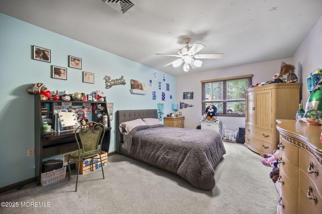 72 Fox Chase Court, Freehold, NJ 07728