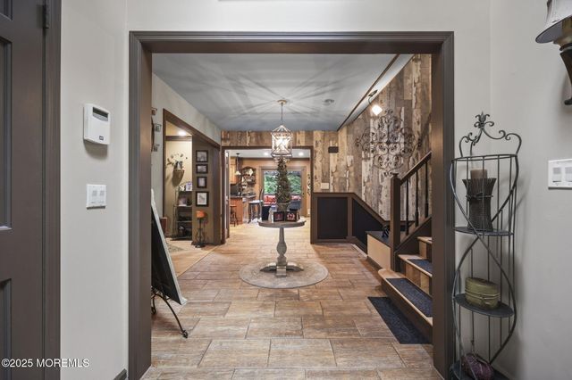 72 Fox Chase Court, Freehold, NJ 07728