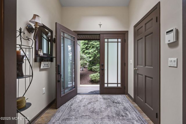 72 Fox Chase Court, Freehold, NJ 07728