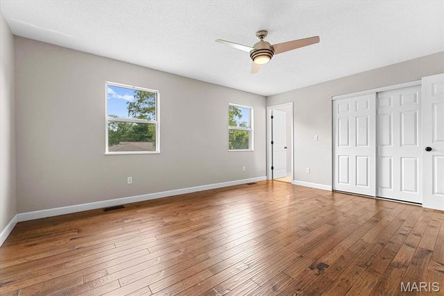 36 Lindenleaf Lane, Belleville, IL 62223