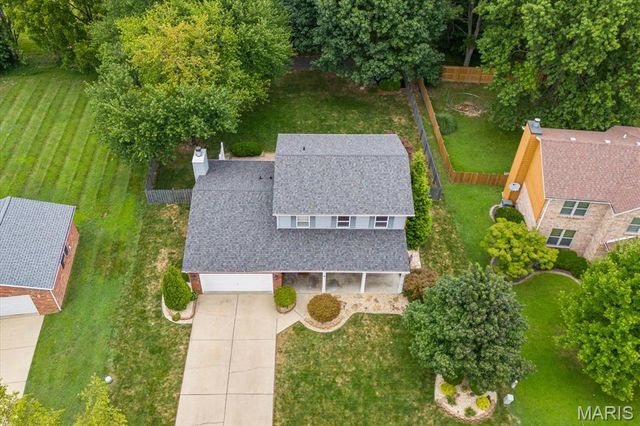 36 Lindenleaf Lane, Belleville, IL 62223