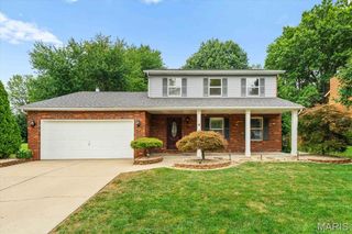 36 Lindenleaf Lane, Belleville, IL 62223