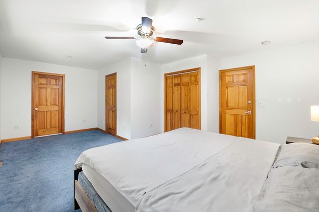 7 Margaret Dr, Wilbraham, MA 01095