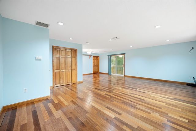 7 Margaret Dr, Wilbraham, MA 01095