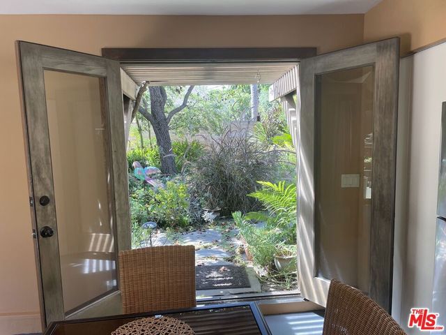 3322 Colbert Avenue, Los Angeles, CA 90066