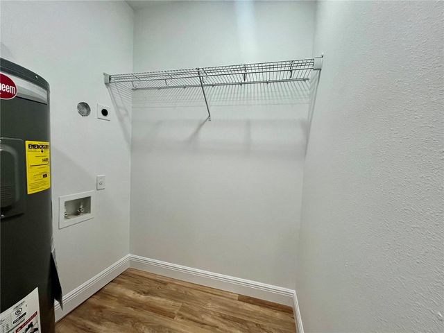 8110 N GREENWOOD AVENUE, Tampa, FL 33604