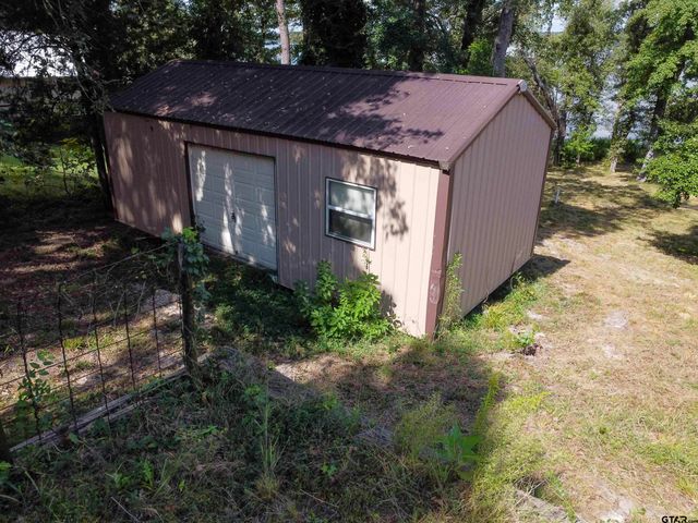 2450 CR 3412, Chandler, TX 75758